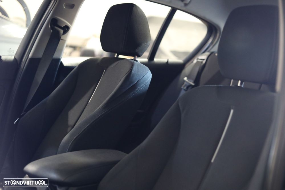 BMW 116 d EDynamics Line Sport - 11