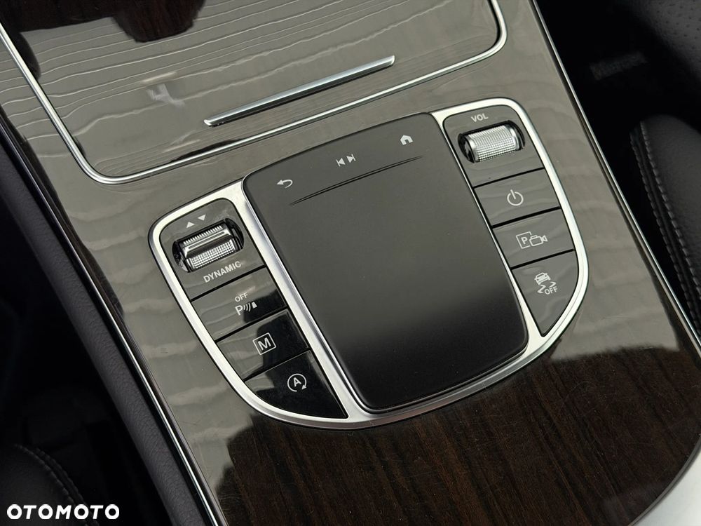 Mercedes-Benz GLC 220 d 4-Matic - 21
