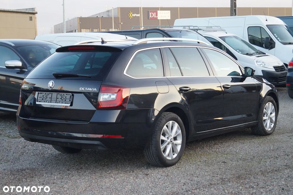 Skoda Octavia - 10