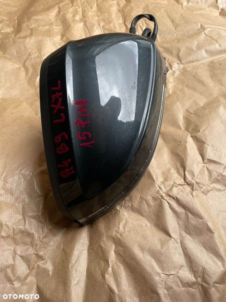 Audi A4 B9 8W LX7L  lusterko prawe 15 PIN - 3