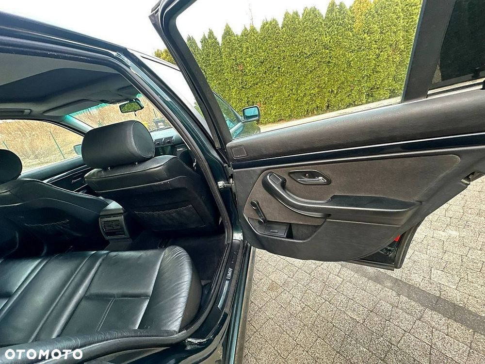 BMW Seria 5 - 12