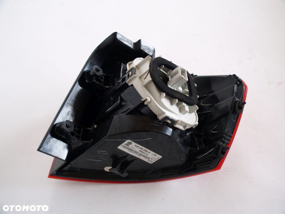 Volkswagen Golf Sportsvan lampa lewa tylna lewy tyl 510945095R Valeo - 3