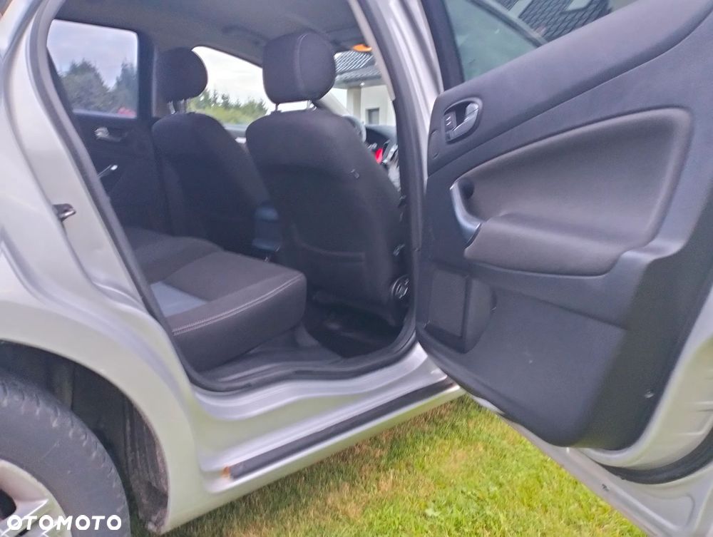 Ford Mondeo 2.0 TDCi Viva Trend - 11