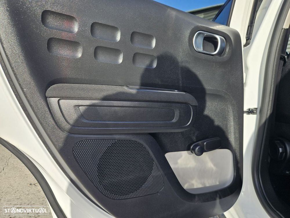 Citroën C3 1.2 PureTech Shine - 44