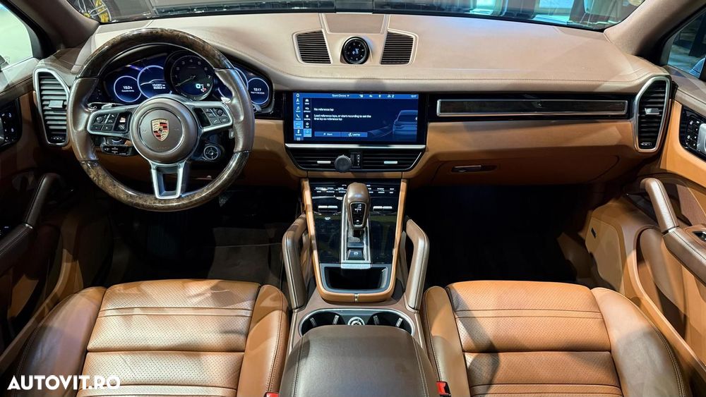 Porsche Cayenne - 29