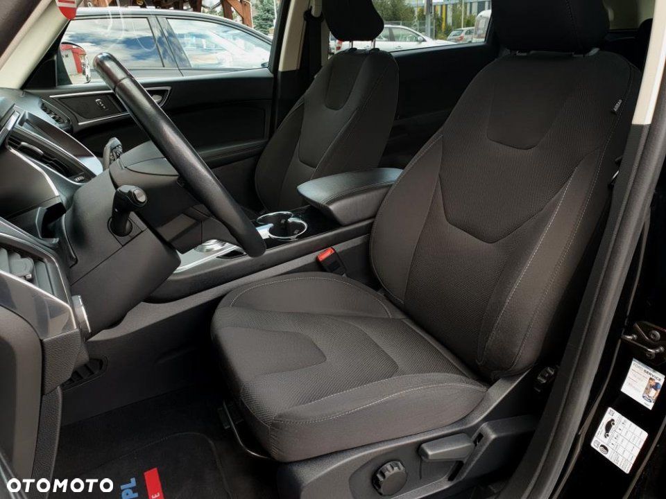Ford S-Max - 35