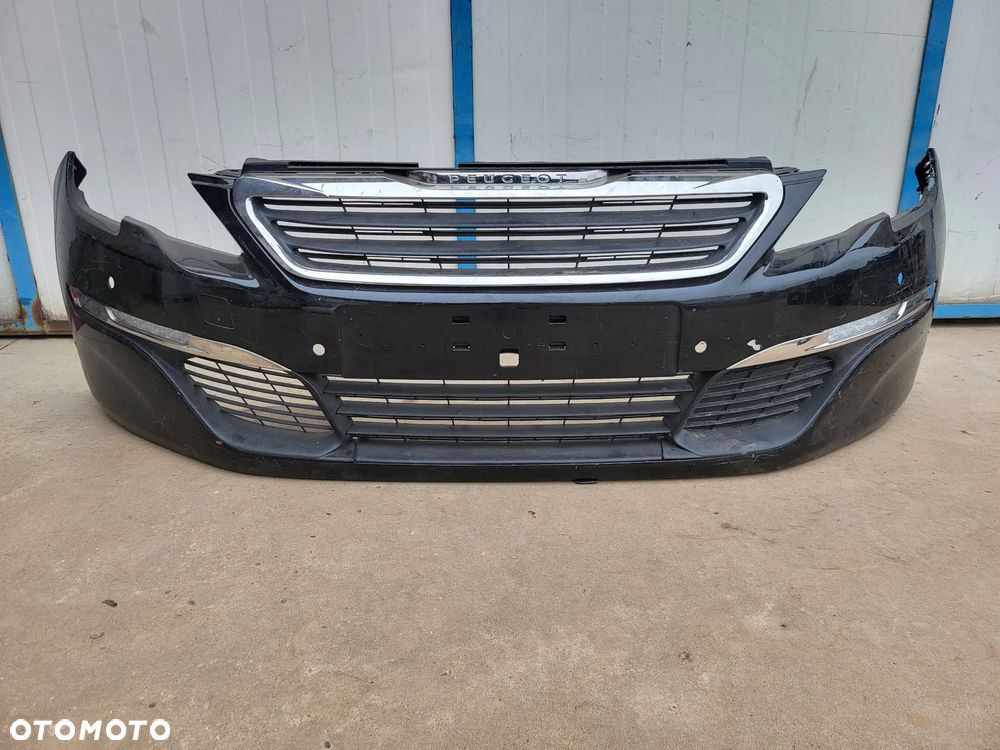 Zderzak przedni przód Peugeot 308 T9  4 PDC - 1