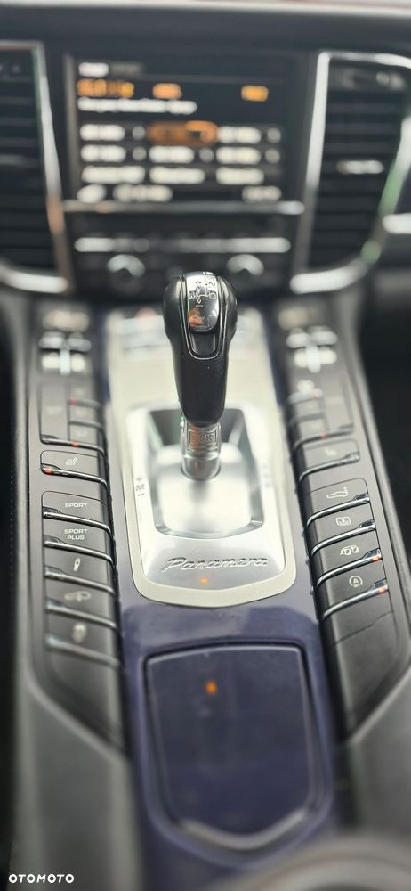 Porsche Panamera - 10