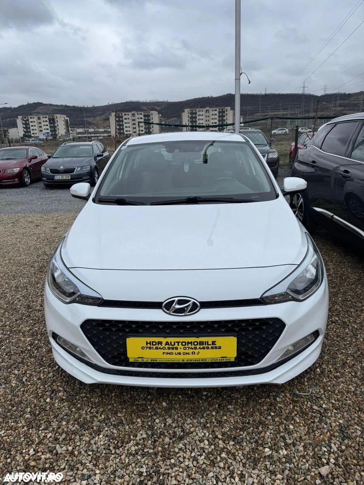 Hyundai i20 1.1 CRDi Comfort+ - 16