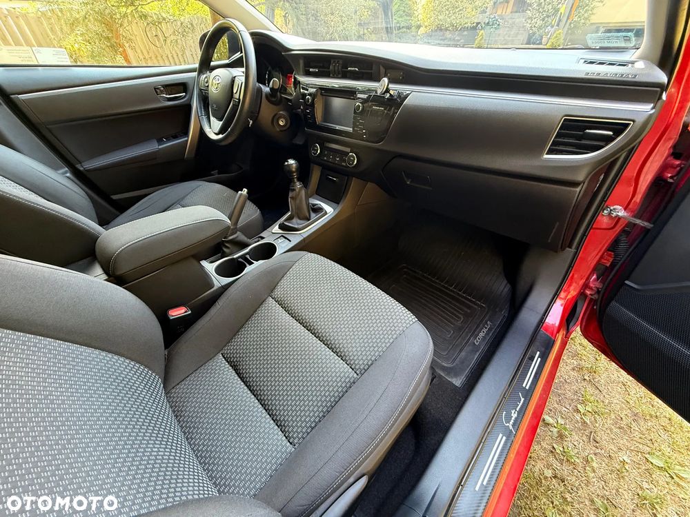 Toyota Corolla 1.6 Premium - 21