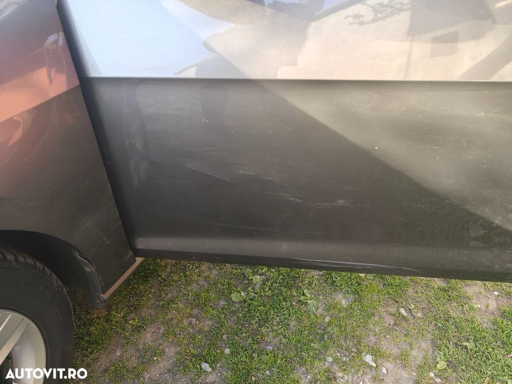 Volkswagen Golf 1.6 TDI BlueMotion Technology DSG Comfortline - 14