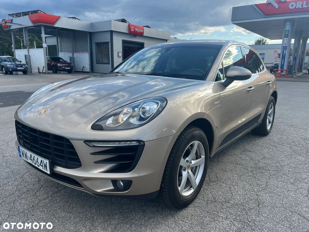 Porsche Macan - 1