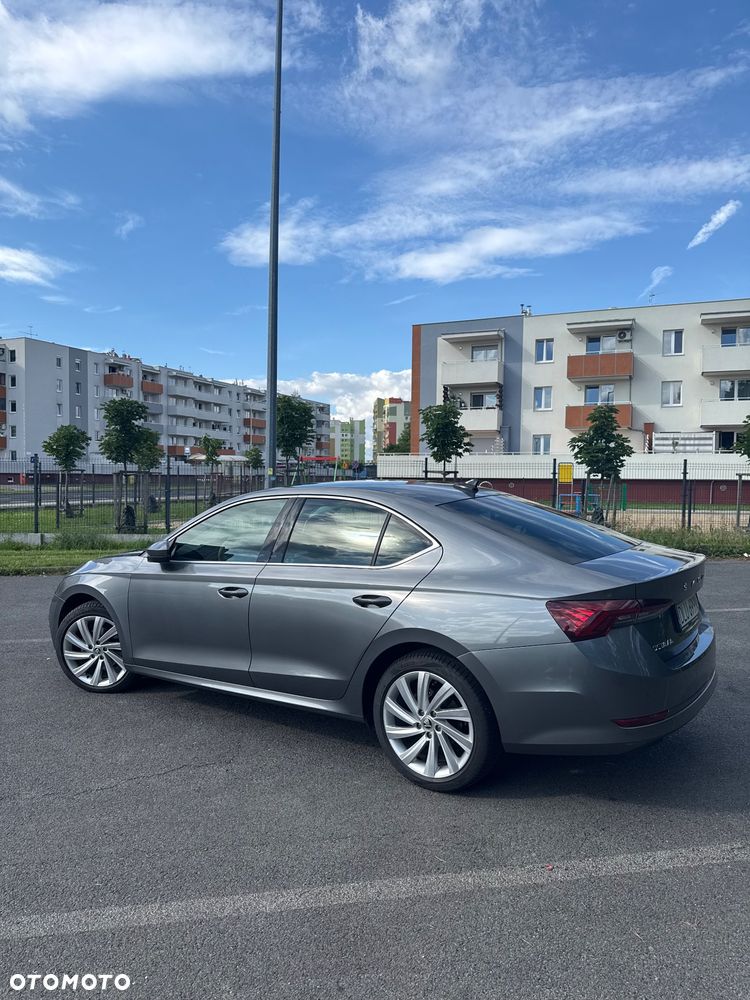 Skoda Octavia 2.0 TDI Style DSG - 3