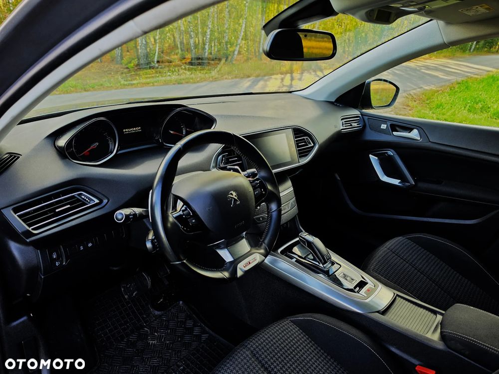 Peugeot 308 1.5 BlueHDi GT Pack S&S EAT8 - 9