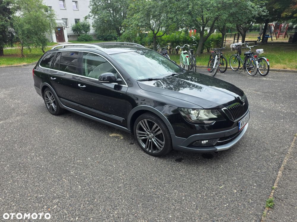 Skoda Superb 3.6 FSI 4x4 Platinum Outdoor DSG - 3