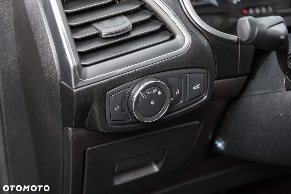 Ford Edge - 19