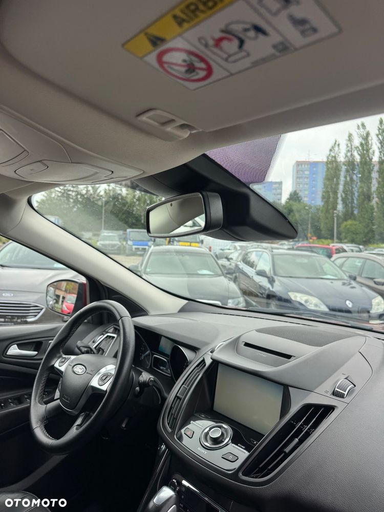 Ford Kuga 2.0 TDCi 4WD Titanium Plus - 36