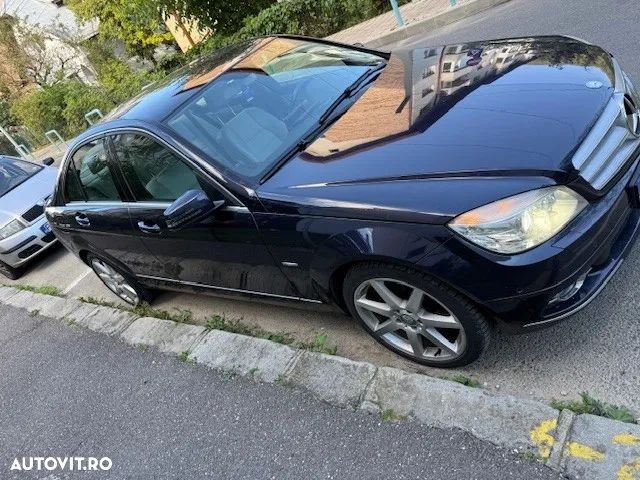Mercedes-Benz C - 9
