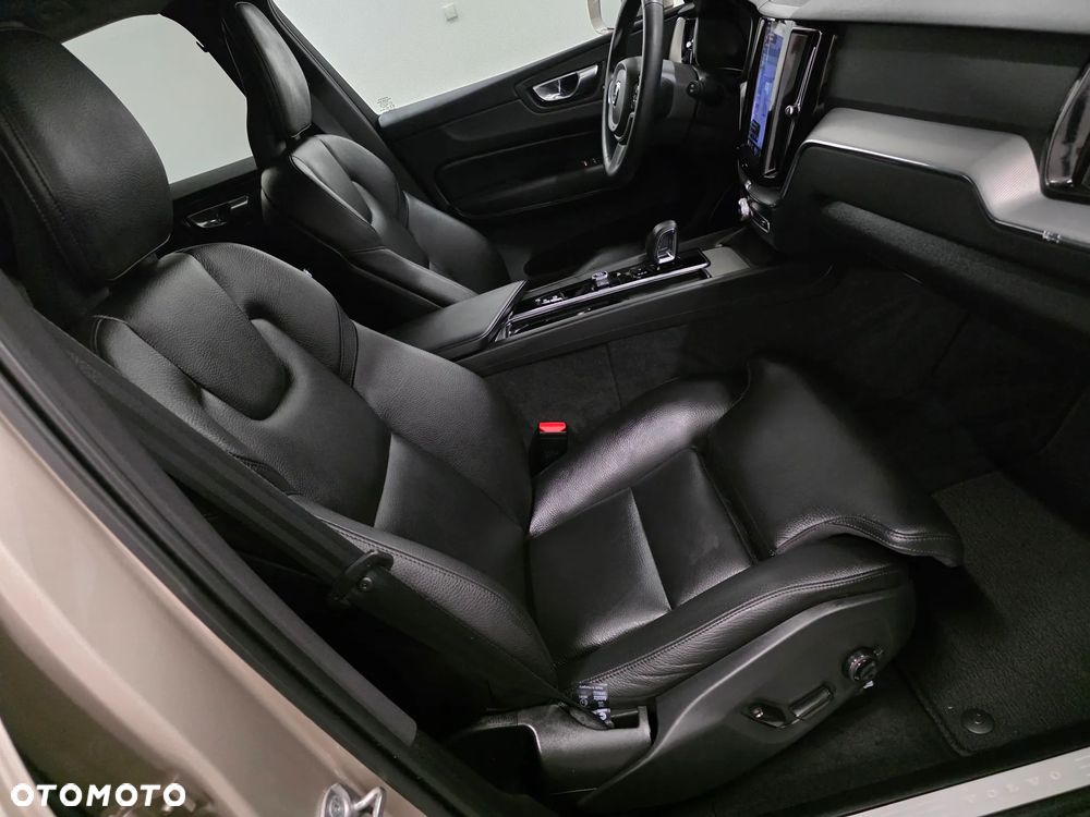 Volvo XC 60 B4 D Geartronic Inscription - 17