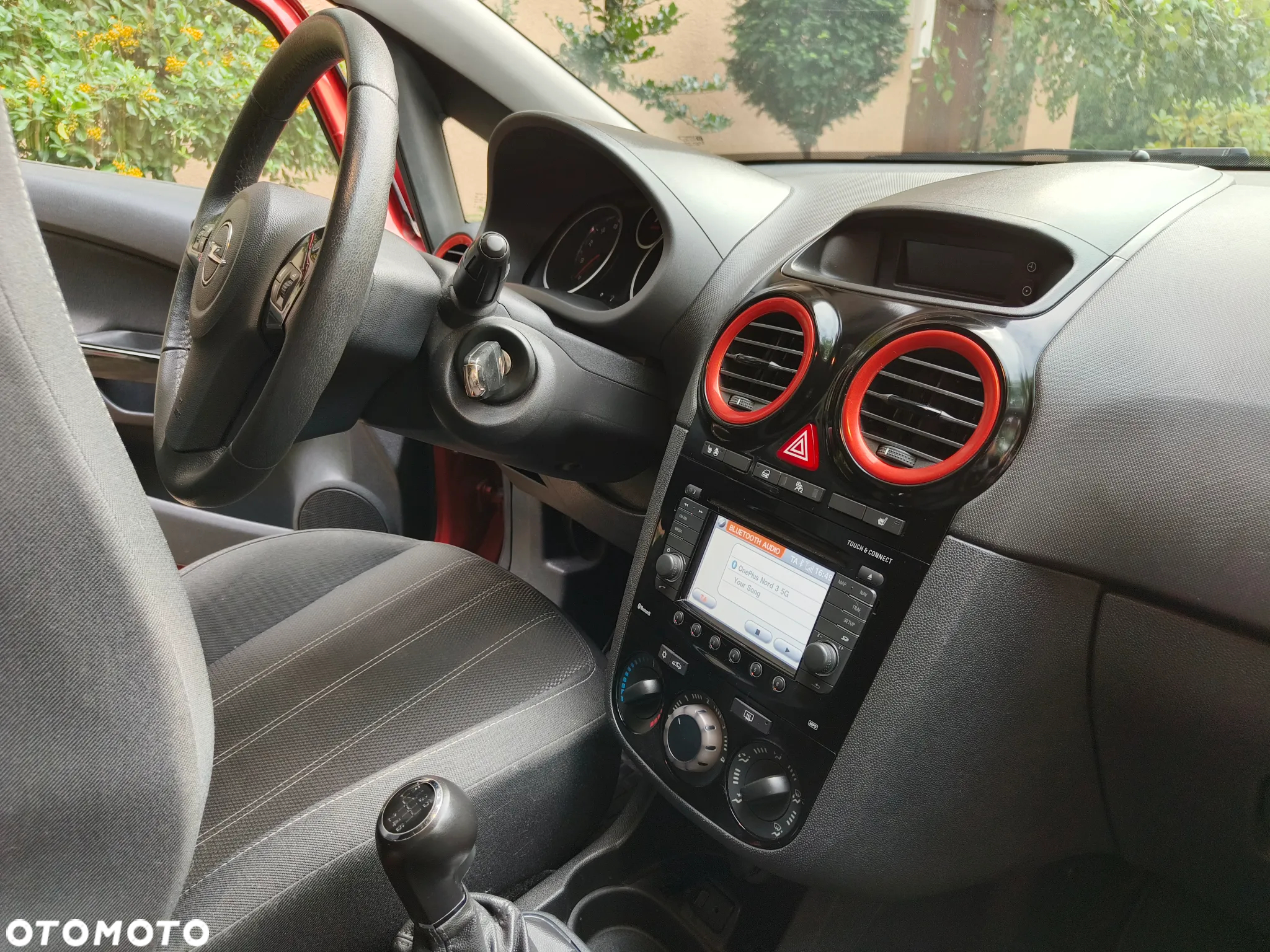 Opel Corsa 1.6T GSI - 9