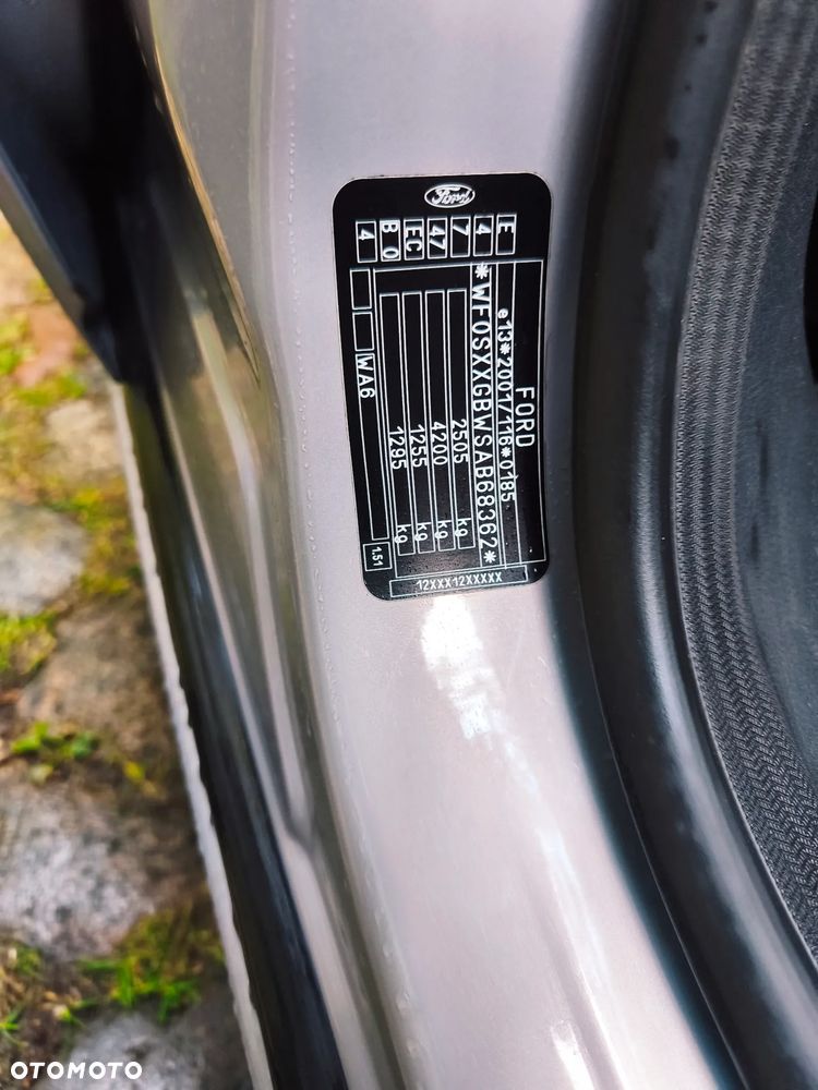 Ford S-Max - 9