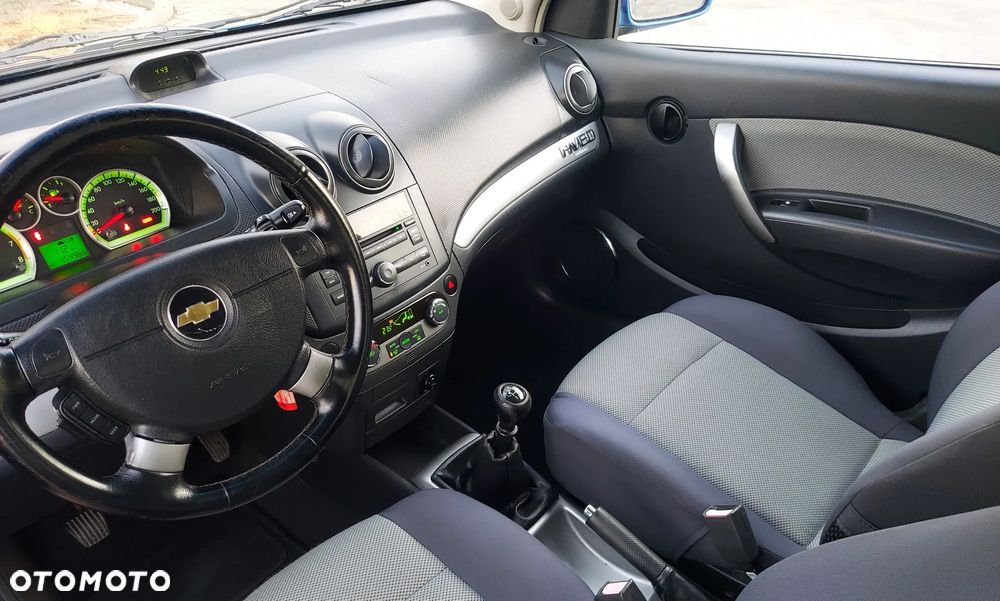 Chevrolet Aveo 1.4 16V LS - 29