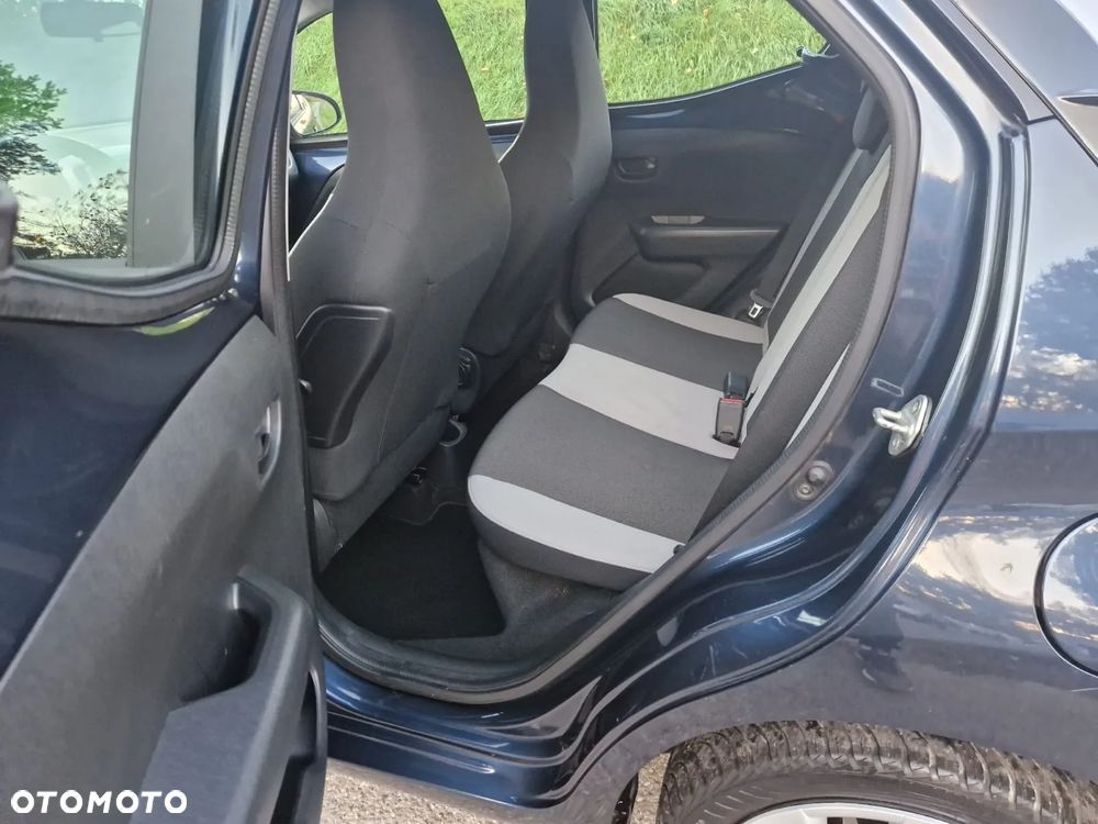 Toyota Aygo - 13