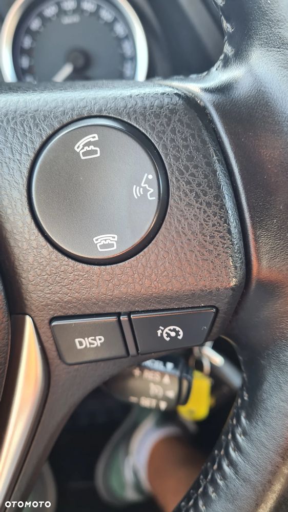 Toyota Auris 1.6 Premium Start - 23