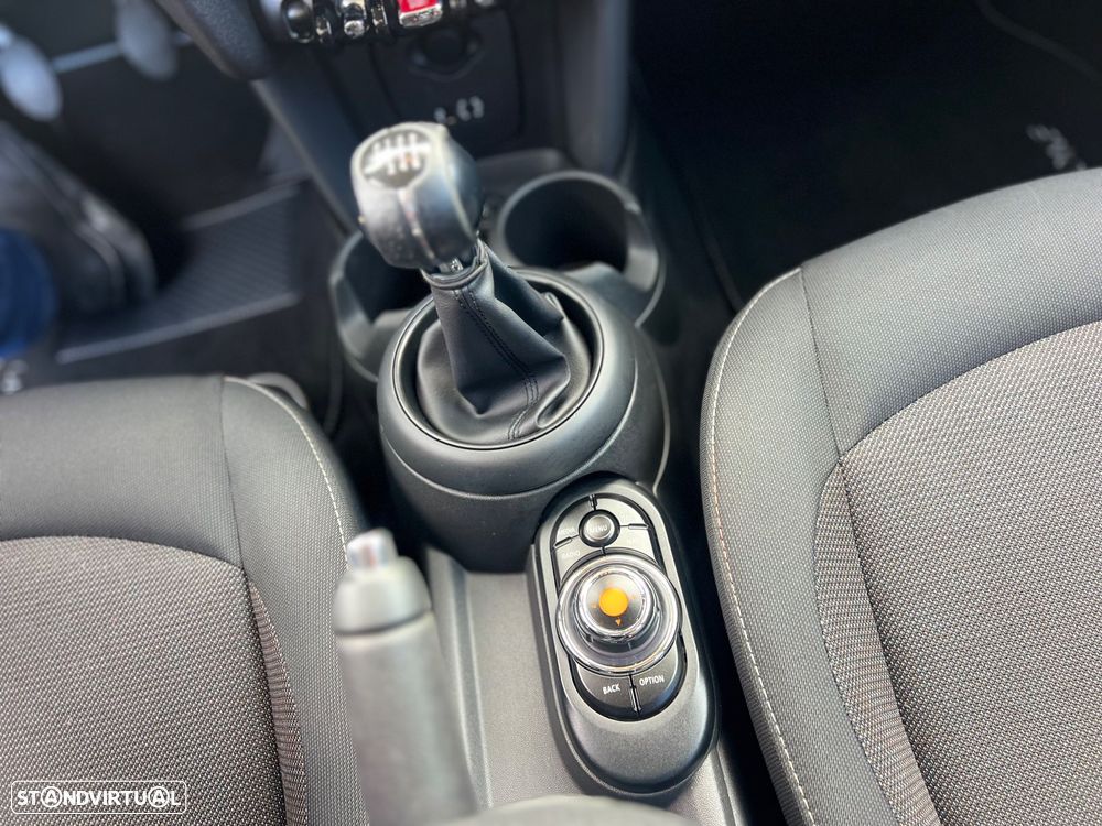 MINI 5 Portas One D - 15