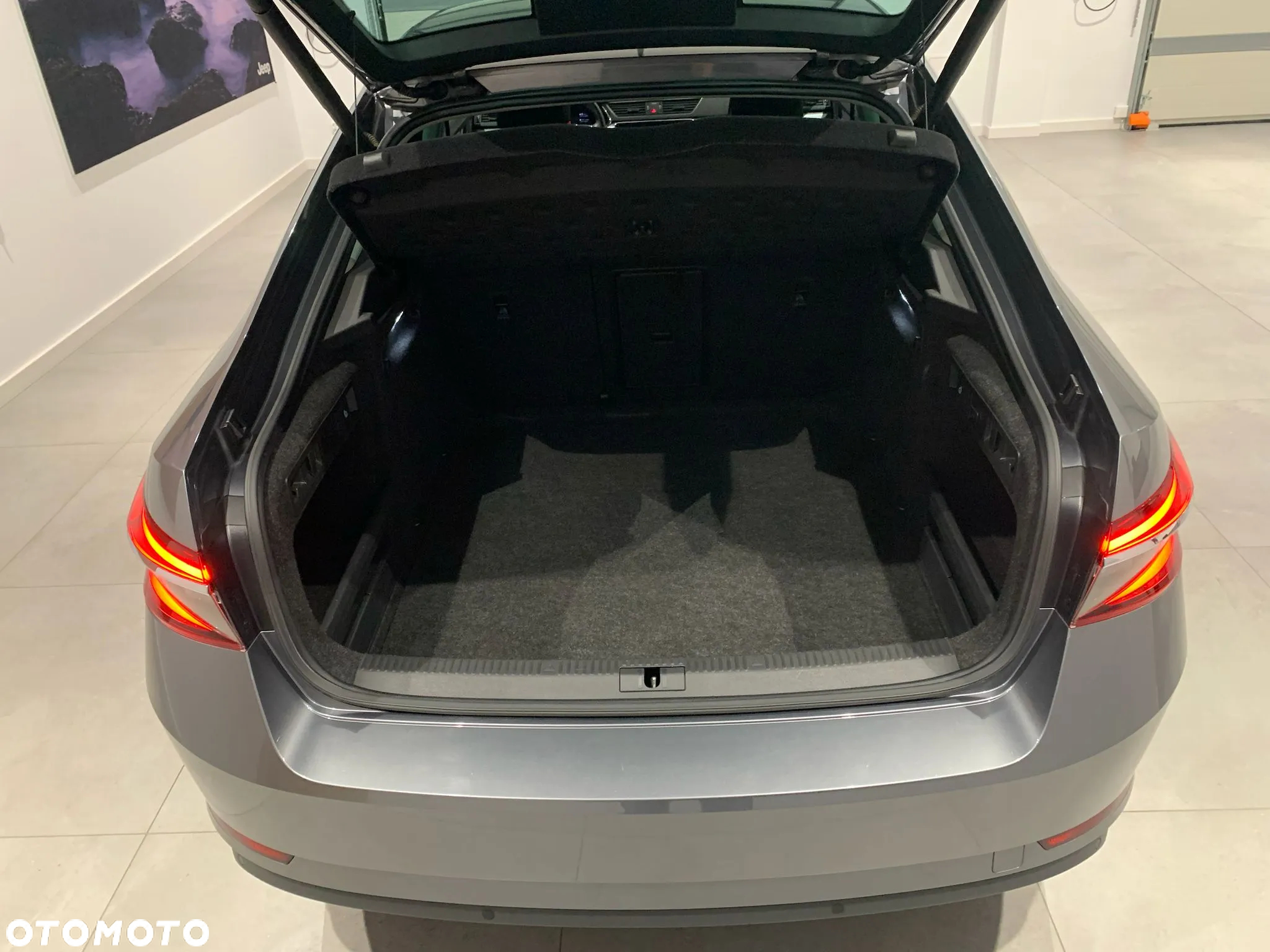 Skoda Superb 1.5 TSI Ambition DSG - 14