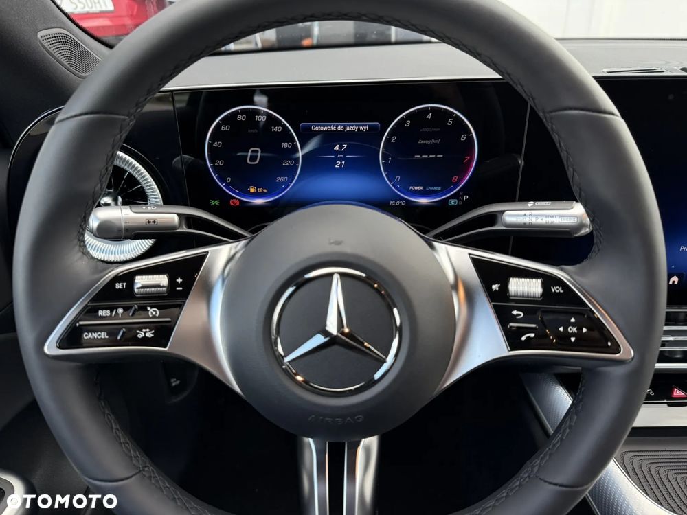 Mercedes-Benz CLA - 14