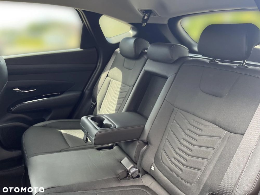 Hyundai Tucson 1.6 T-GDi HEV Executive 2WD - 15