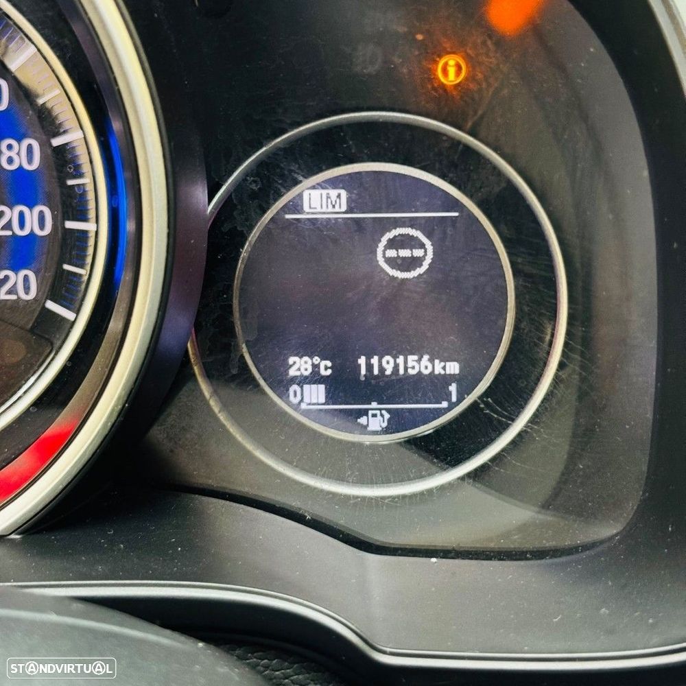 Honda Jazz 1.3 I-VTEC Comfort CVT - 23