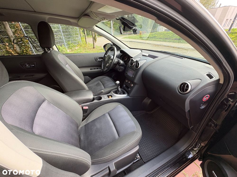 Nissan Qashqai+2 - 19