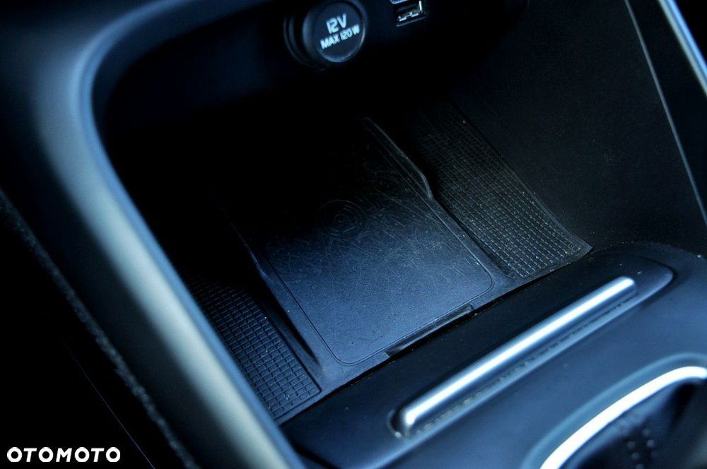 Volvo XC 40 D3 Momentum Pro - 28