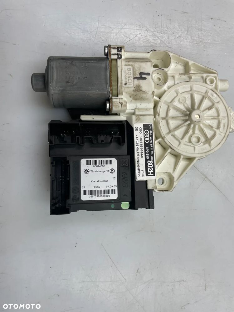 Silniczek szyby prawy przód Audi A3 8P 5D Sportback 8P0959802H - 1