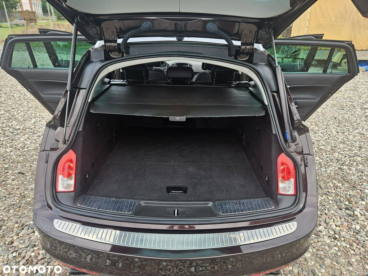 Opel Insignia - 18