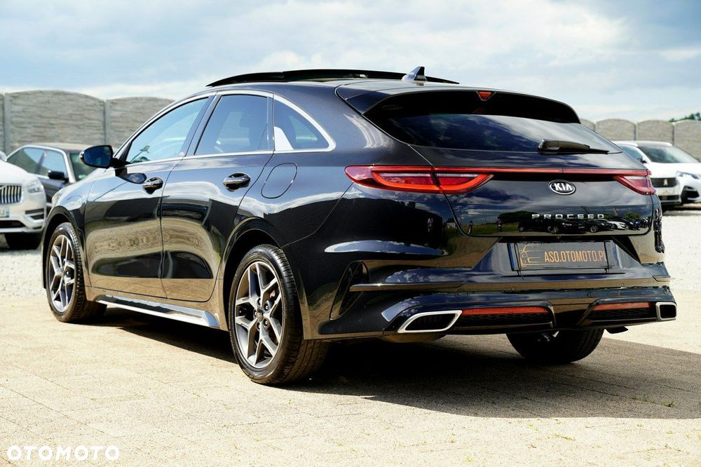 Kia ProCeed - 11