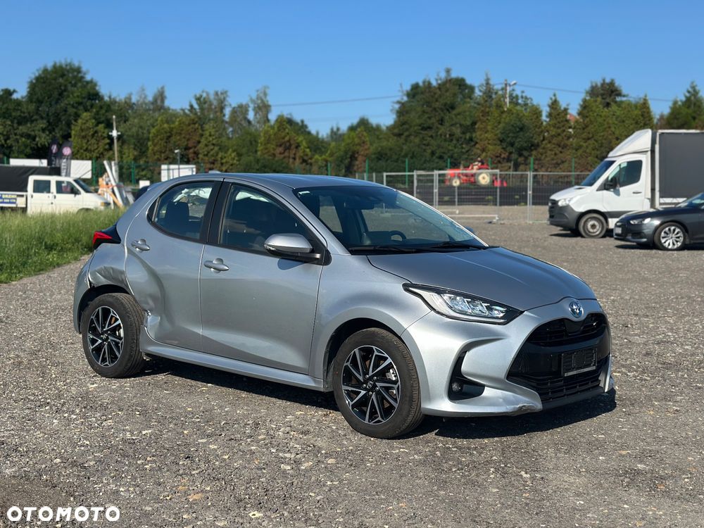 Toyota Yaris - 18
