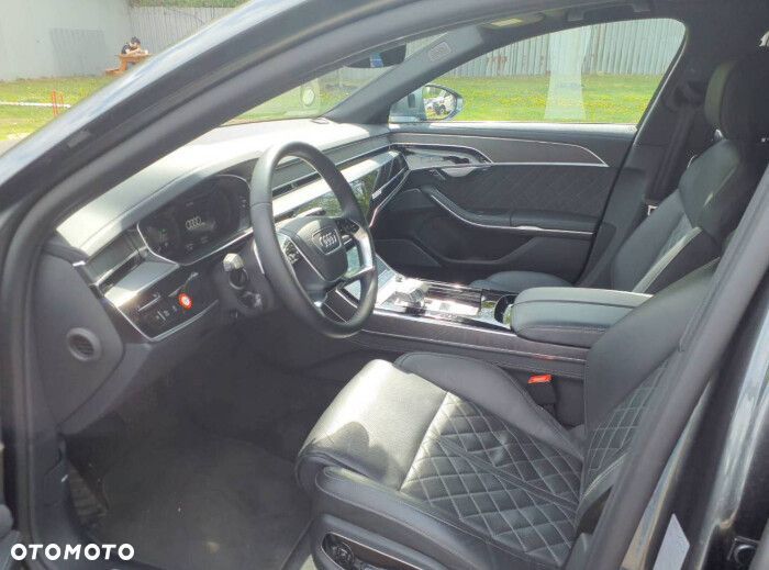 Audi A8 - 14