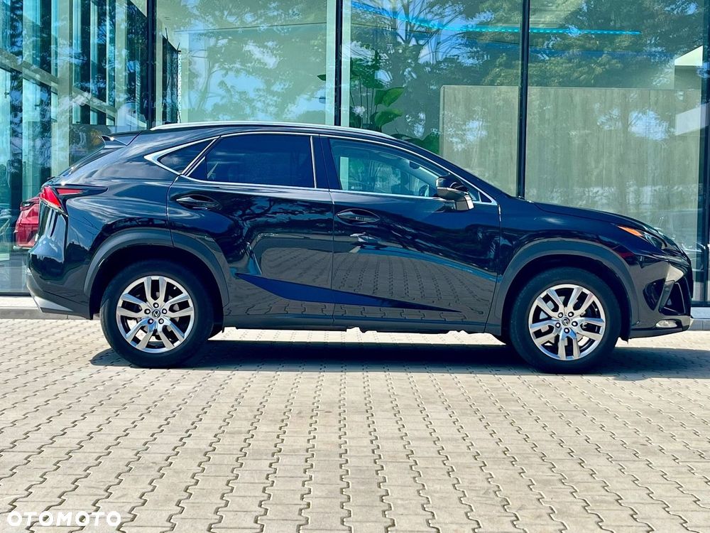 Lexus NX 300 Prestige AWD - 4