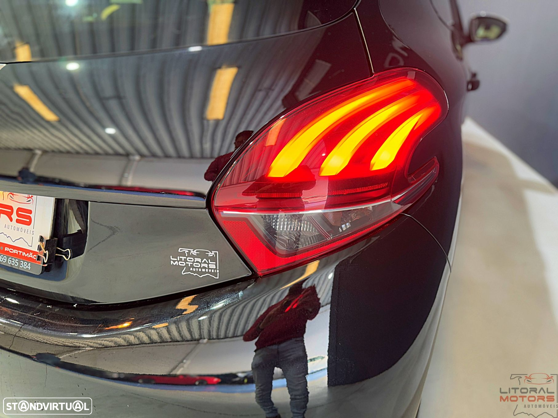 Peugeot 208 1.2 PureTech Style - 11
