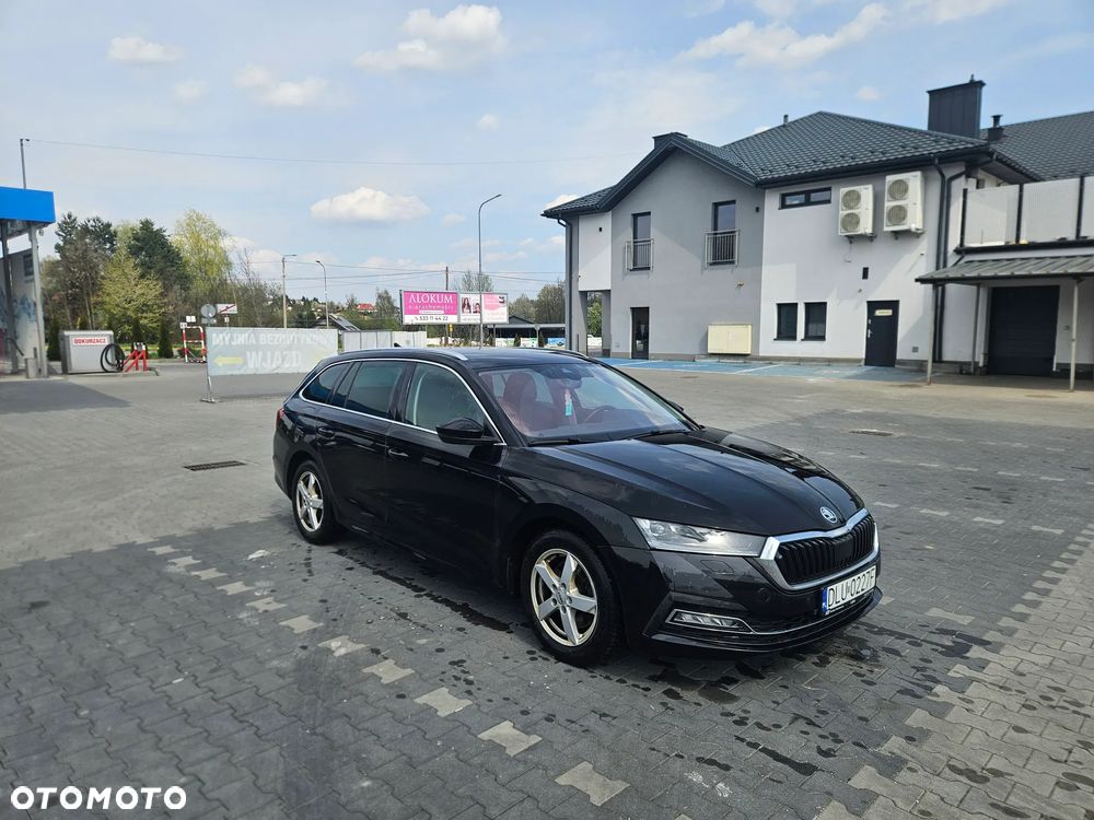 Skoda Octavia 2.0 TDI Style DSG - 3