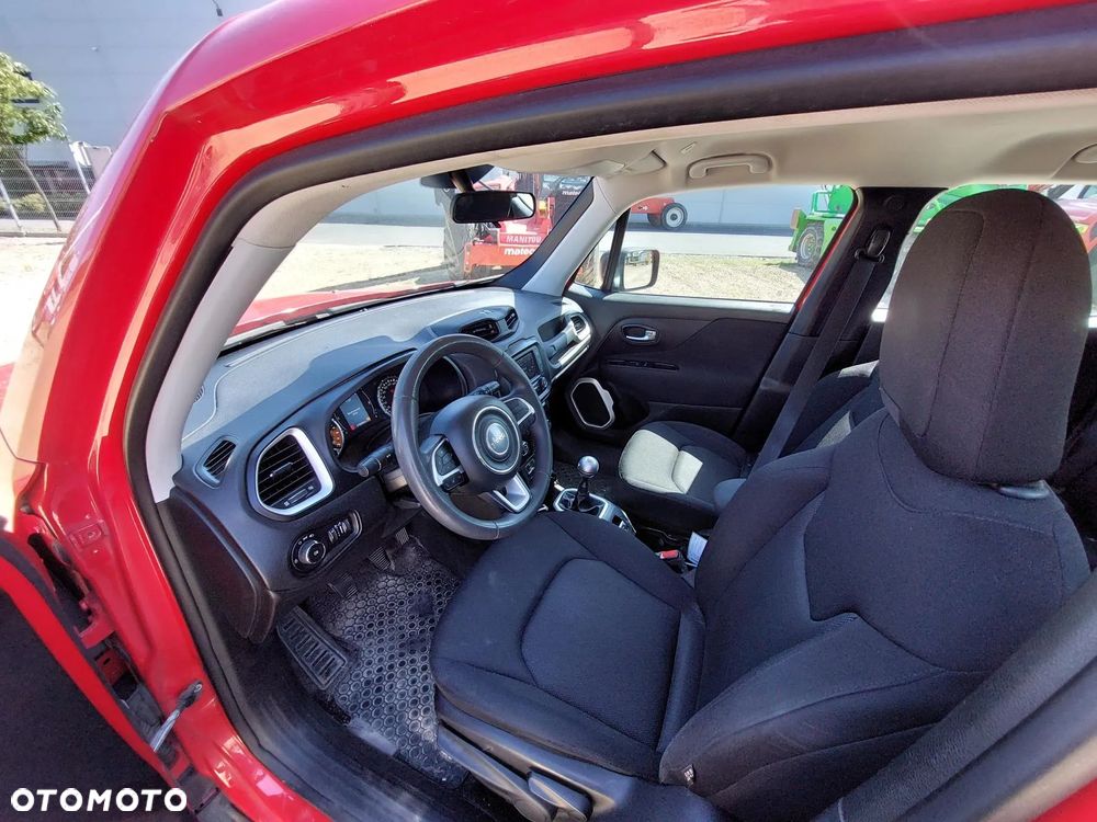 Jeep Renegade 1.6 E-TorQ Longitude FWD - 8