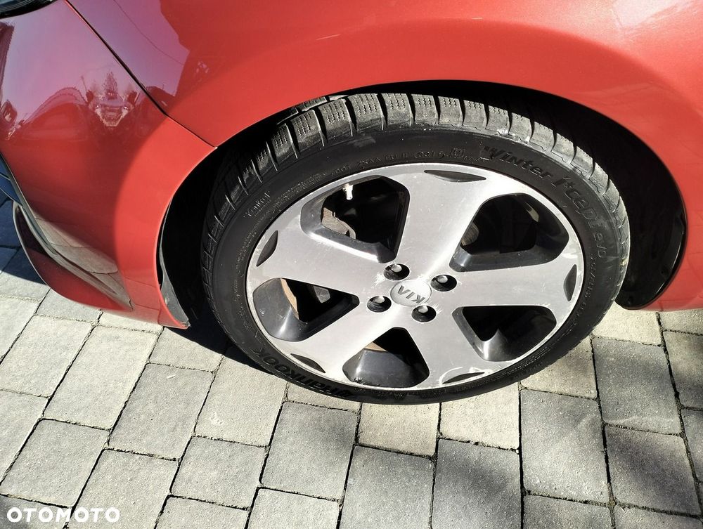 Kia Rio - 32