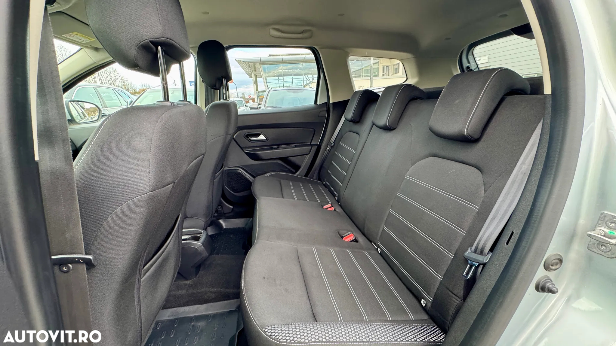 Dacia Duster 1.6 SCe Prestige jante 17" - 12