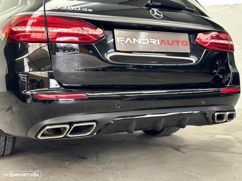 Mercedes-Benz E 300 de AMG Line - 17