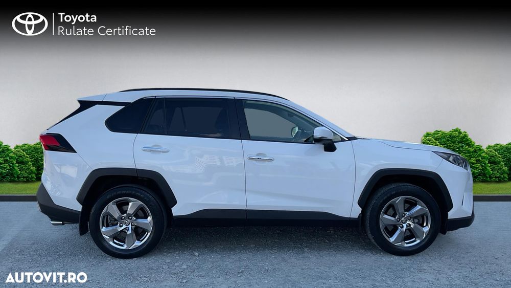 Toyota RAV4 2.0P CVT AWD Luxury - 18