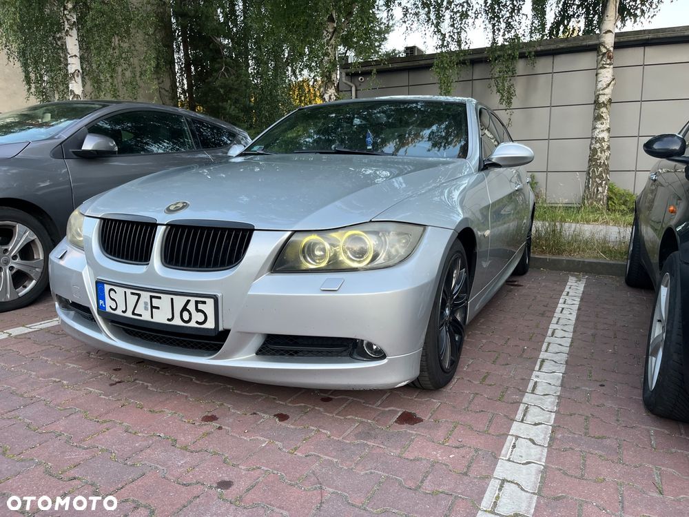 BMW Seria 3 320i - 2