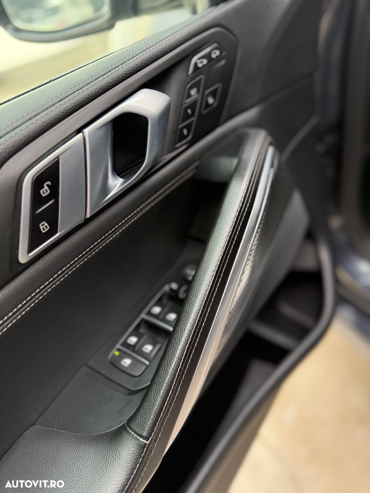 BMW X6 xDrive40i AT MHEV - 28